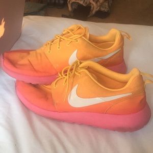 Nike Roshe shoes